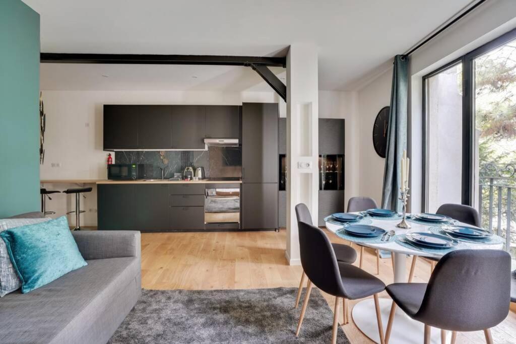 Suite Luxury Republique パリ エクステリア 写真