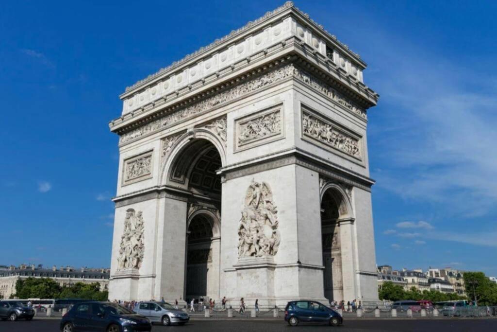 Suite Luxury Republique パリ エクステリア 写真