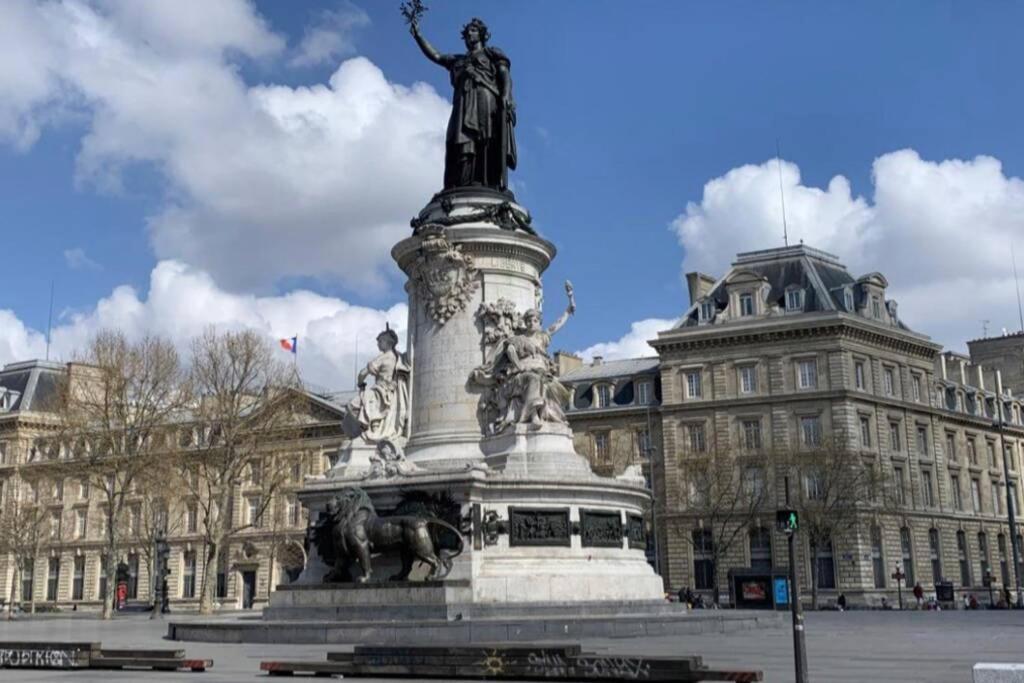 Suite Luxury Republique パリ エクステリア 写真